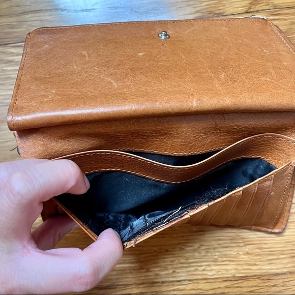 VTG! Michael Kors Trifold Rectangular Leather Jacquard Wallet - Picture 12 of 12